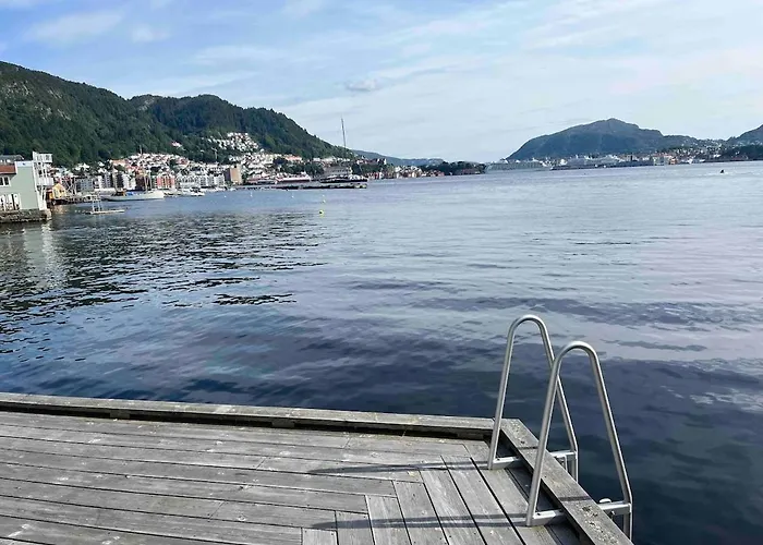 Lägenhet In Modern Complex Near Old