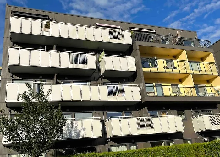 In Modern Complex Near Old